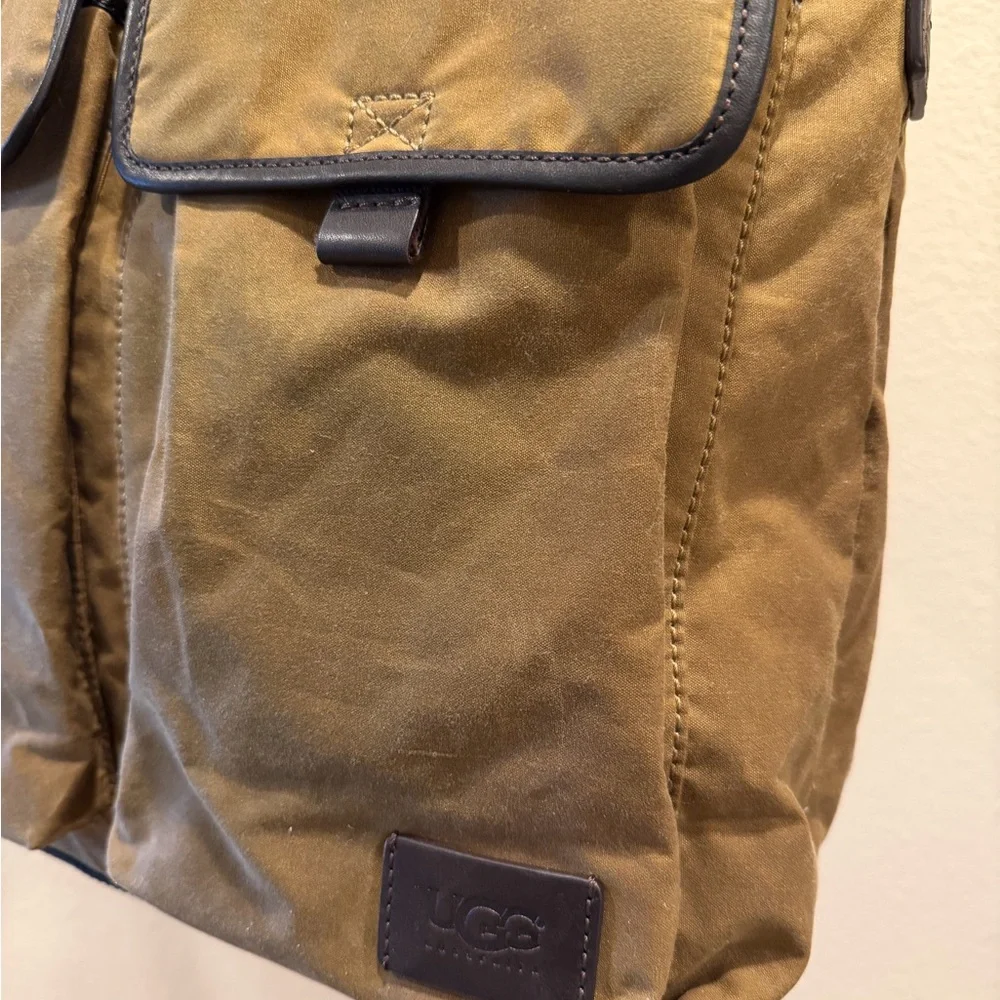 UGG  Oiled Canvas Messenger Bag